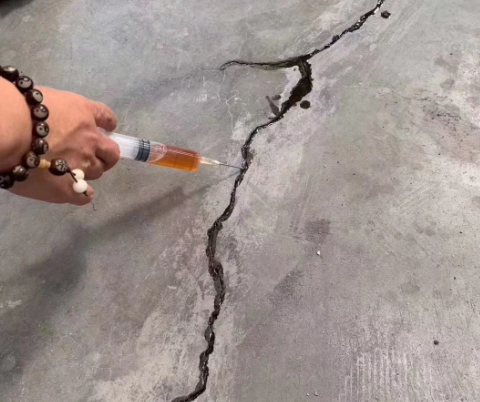福山镇混凝土裂缝修补技术详解​